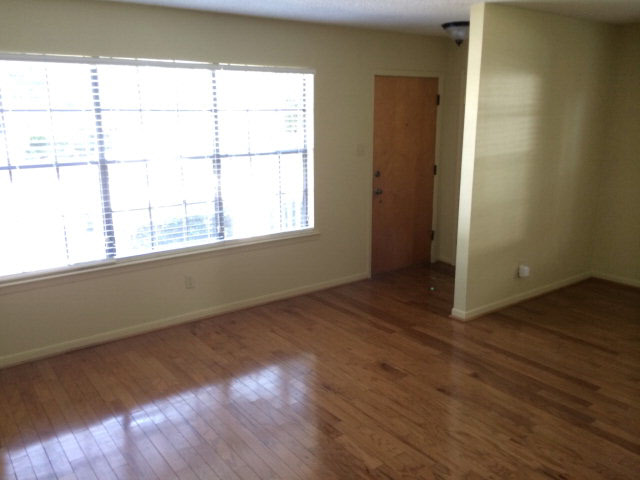 19 South Summit Street, Unit 1 Fairhope, AL 36532 - Photo 3 of 7
