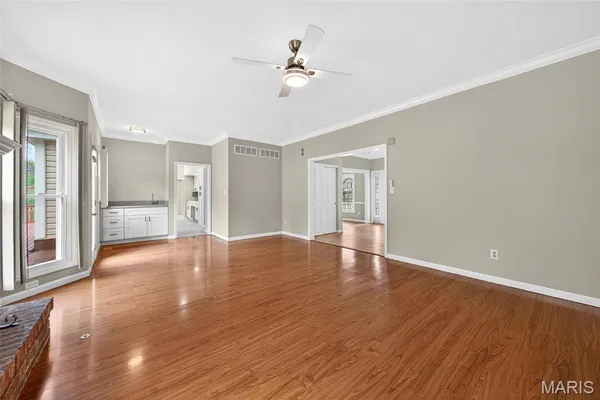 $709,900 | 406 Forsheer Drive, Chesterfield, MO 63017