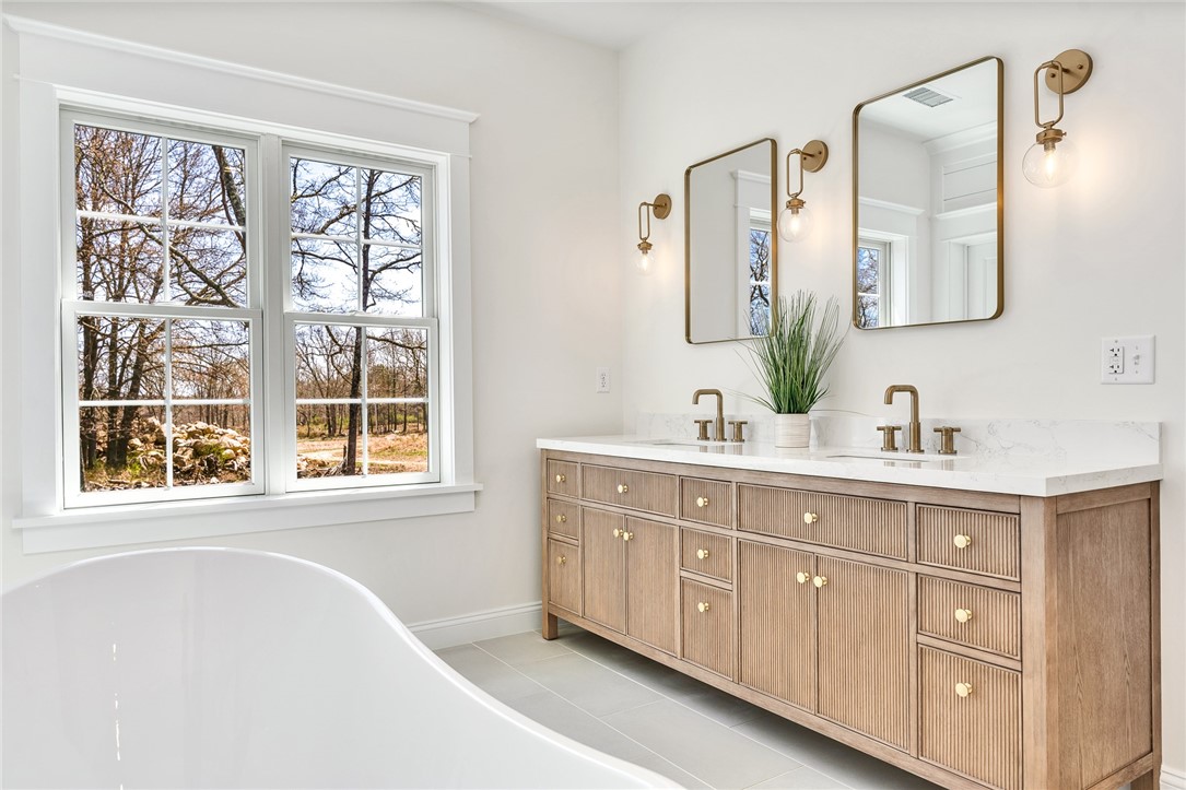63 Forrest Lane Charlestown, RI 02813 - Photo 35 of 47