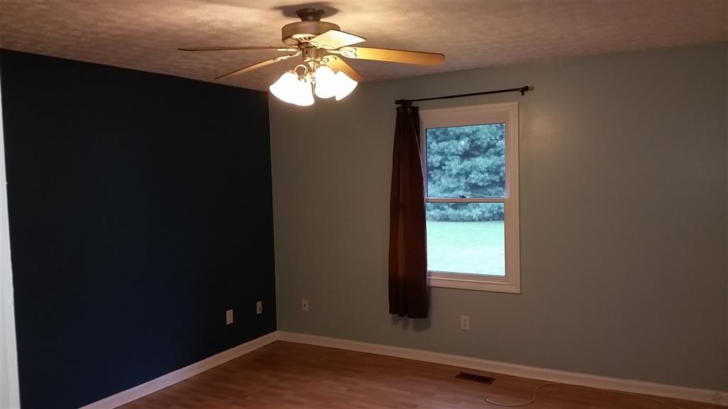 225 Springhill Road Seymour, IN 47274 - Photo 6 of 14 Gallery Image 6