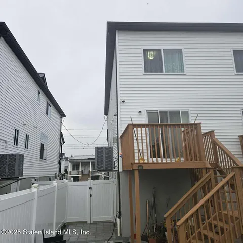 a view of multiple house