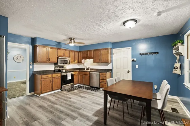 $379,900 | 30 Doebrook Court, New Albany, IN 47150