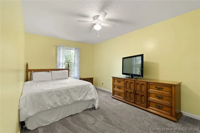 $379,900 | 30 Doebrook Court, New Albany, IN 47150