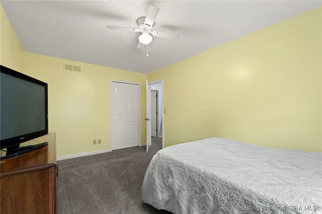 $379,900 | 30 Doebrook Court, New Albany, IN 47150