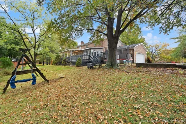 $379,900 | 30 Doebrook Court, New Albany, IN 47150