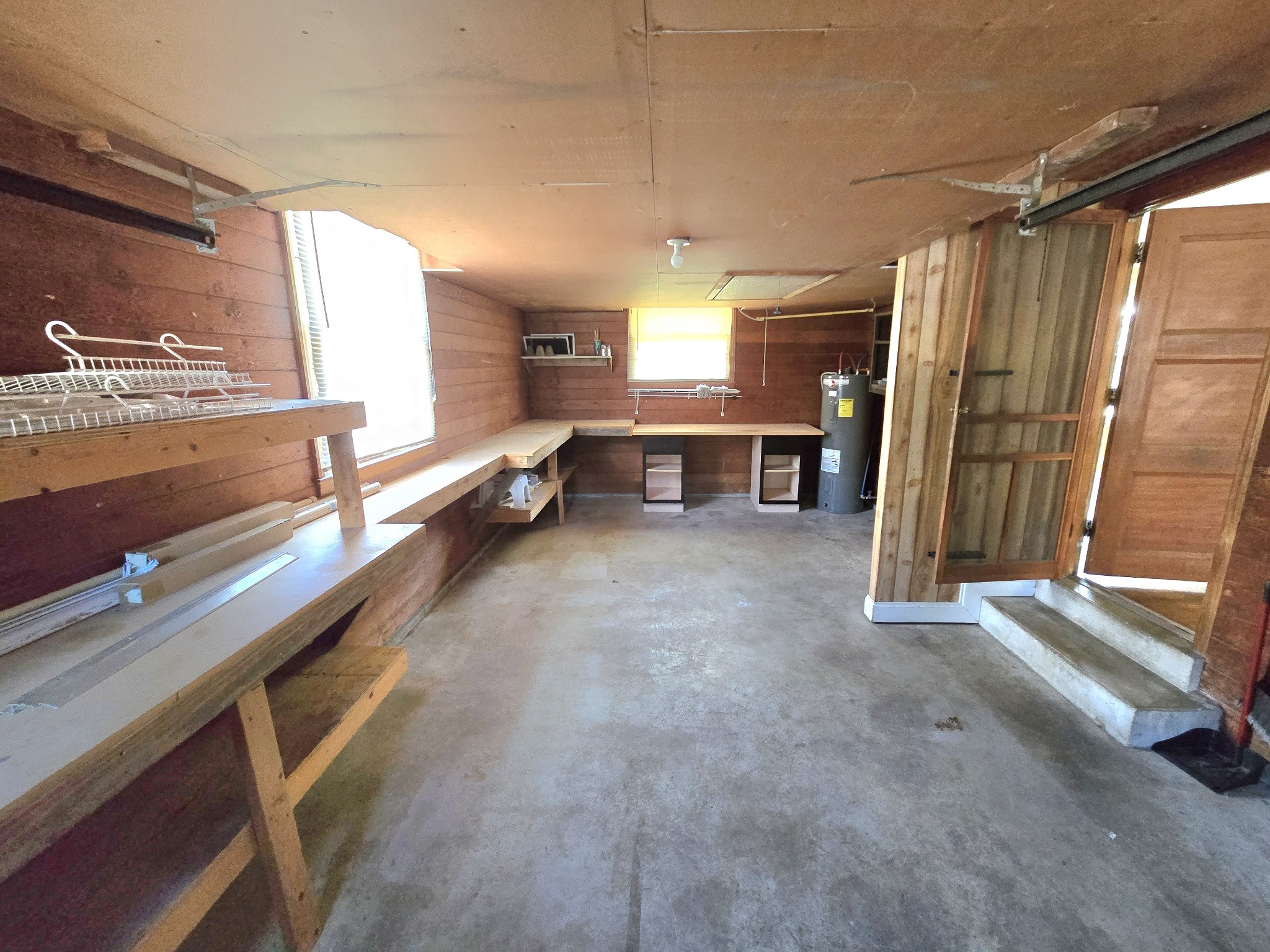 213 Jackson Heights Road Columbia, TN 38401 - Photo 16 of 19 a view of a room with window