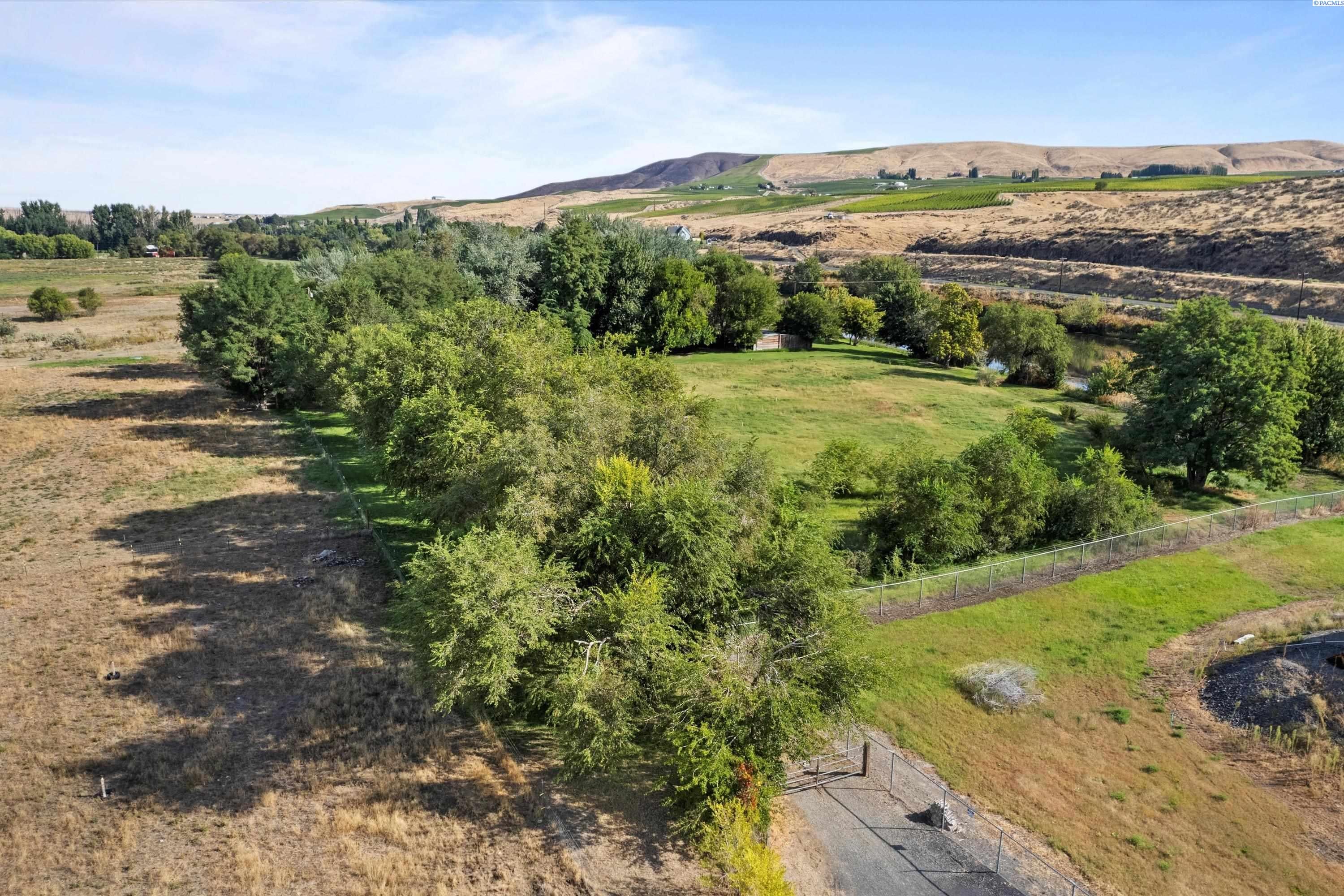 10412 East Pendleton Road Benton City, WA 99320 - Photo 4 of 45 Gallery Image 4