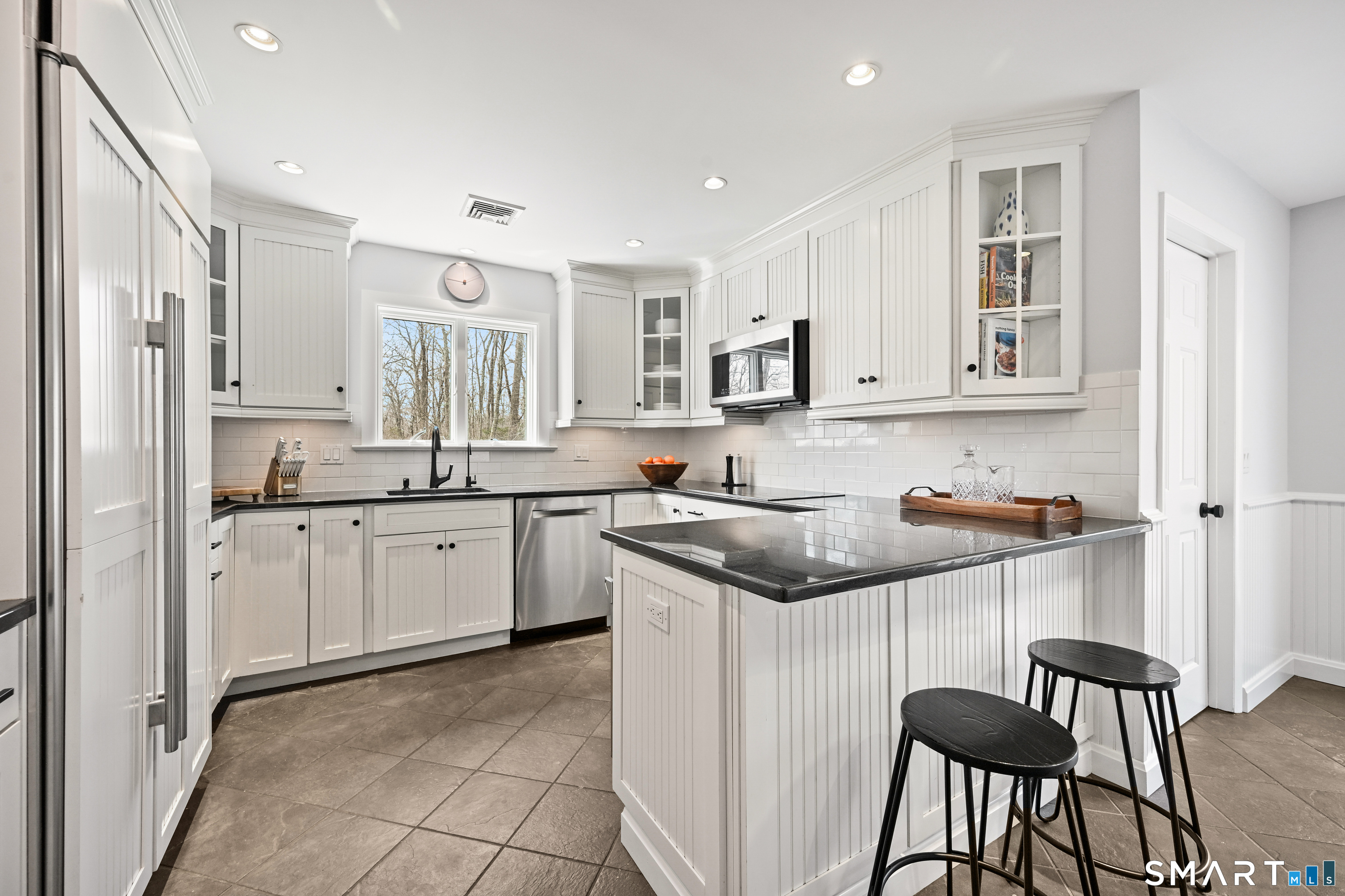 81 Ridge Brook Drive Stamford, CT 06903 - Photo 21 of 40