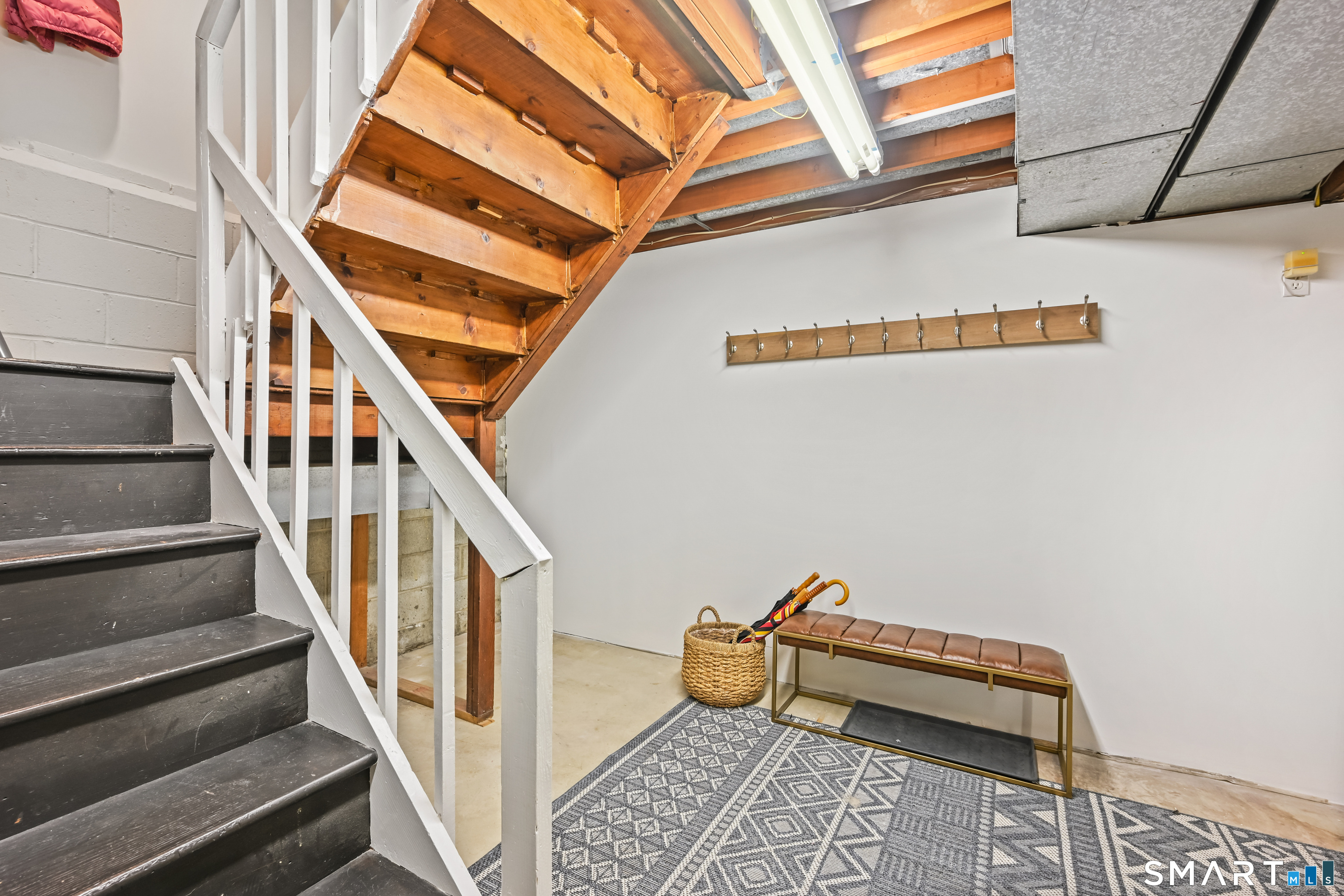 81 Ridge Brook Drive Stamford, CT 06903 - Photo 37 of 40