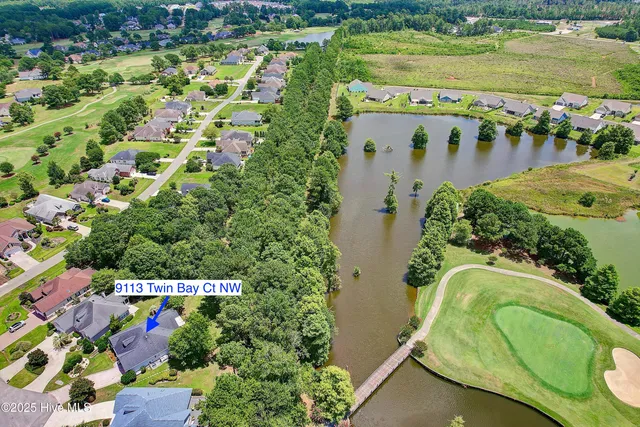 $379,987 | 9113 Twin Bay Court Northwest, Calabash, NC 28467