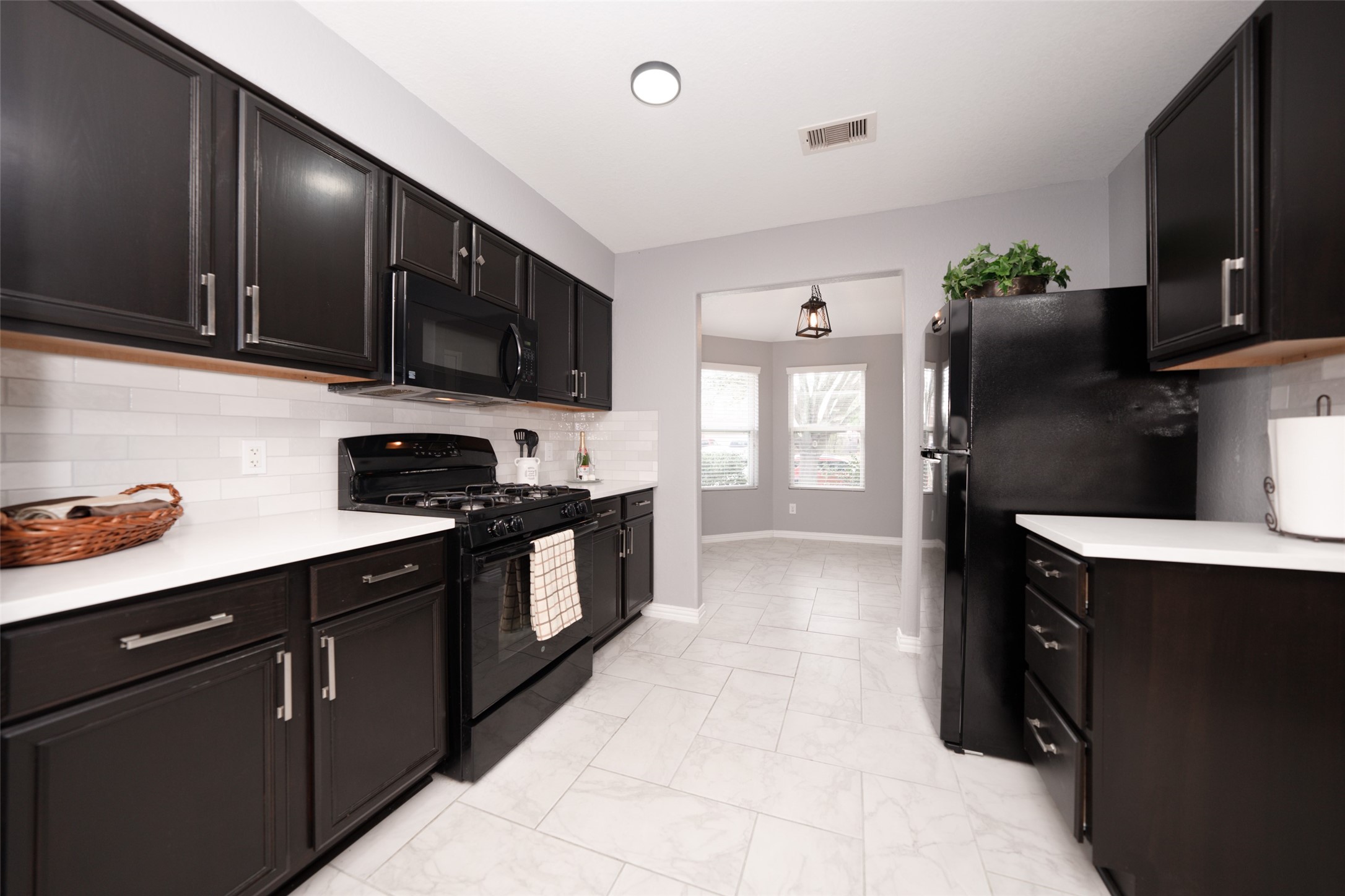 10606 Ince Lane Houston, TX 77040 - Photo 17 of 43