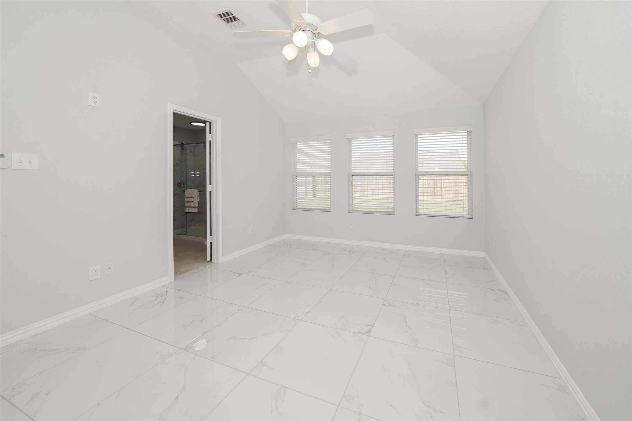 10606 Ince Lane Houston, TX 77040 - Photo 26 of 43 Primary Room