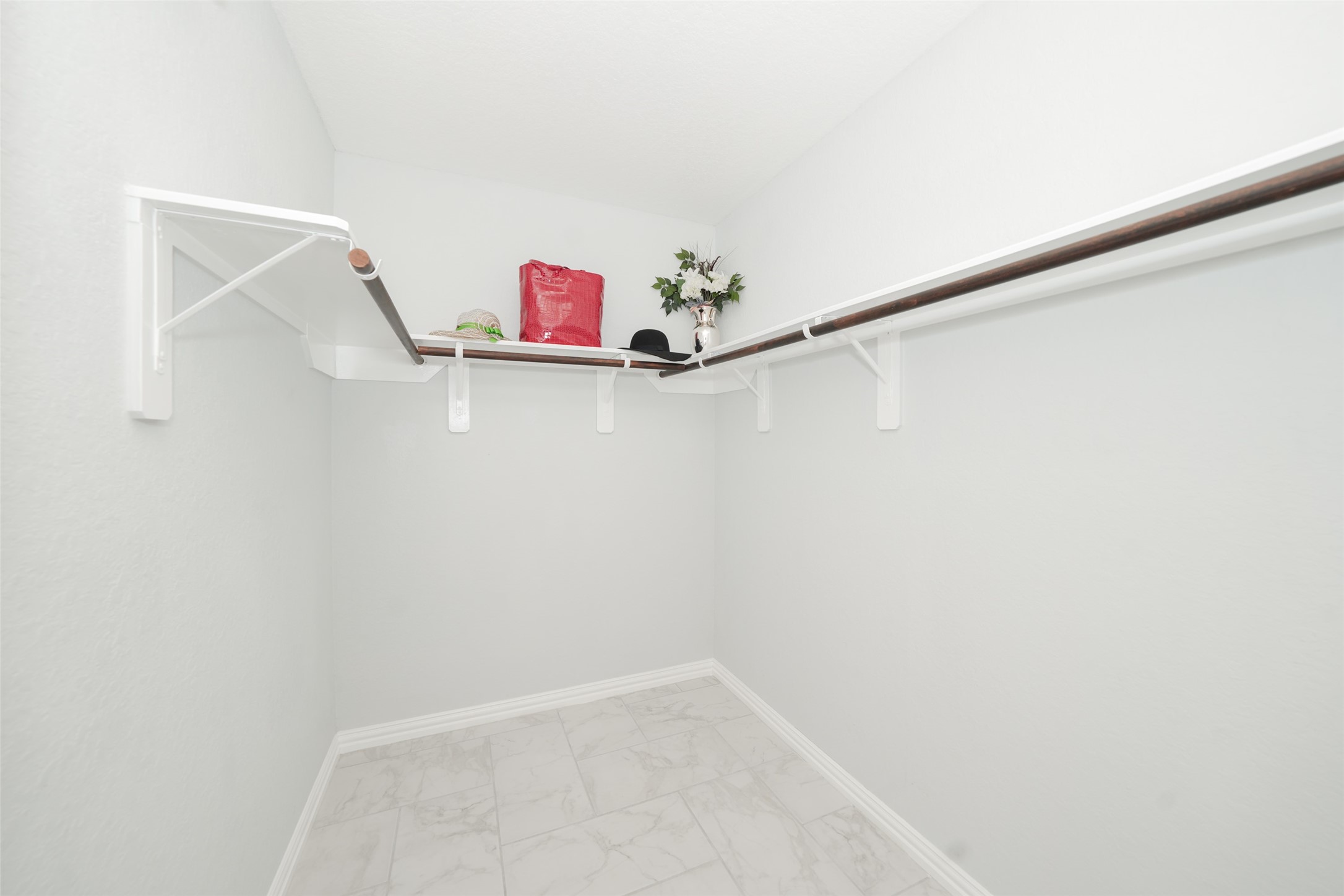 10606 Ince Lane Houston, TX 77040 - Photo 30 of 43 Primary Closet