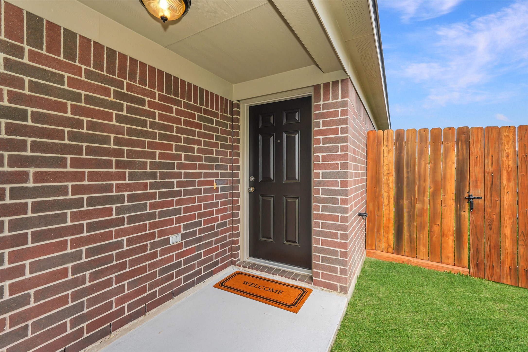 10606 Ince Lane Houston, TX 77040 - Photo 4 of 43