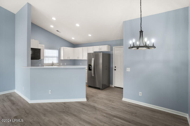 426 Colony Drive Ridgeland, SC 29936 - Photo 11 of 29 Diningroom2
