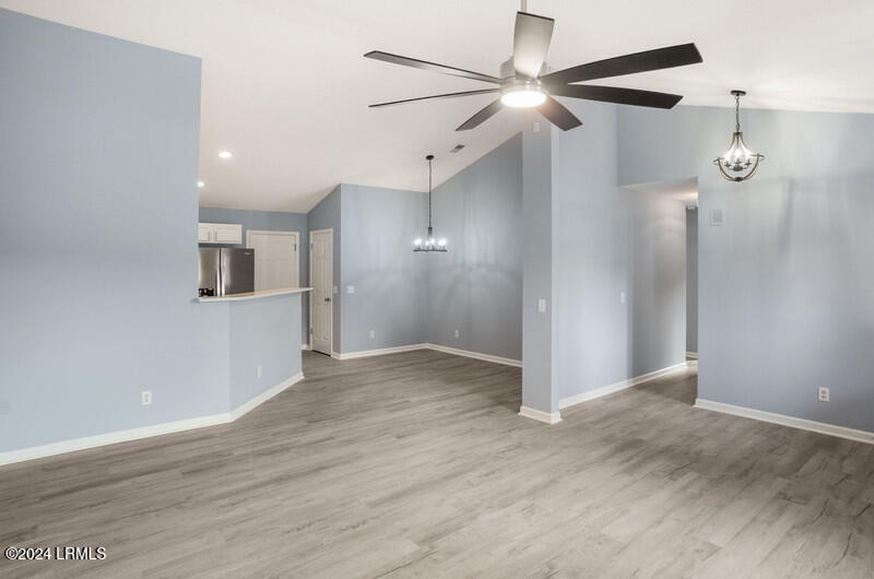 426 Colony Drive Ridgeland, SC 29936 - Photo 13 of 29 Livingroom3
