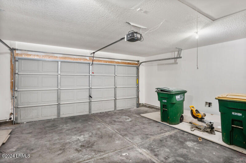 426 Colony Drive Ridgeland, SC 29936 - Photo 26 of 29 Garage