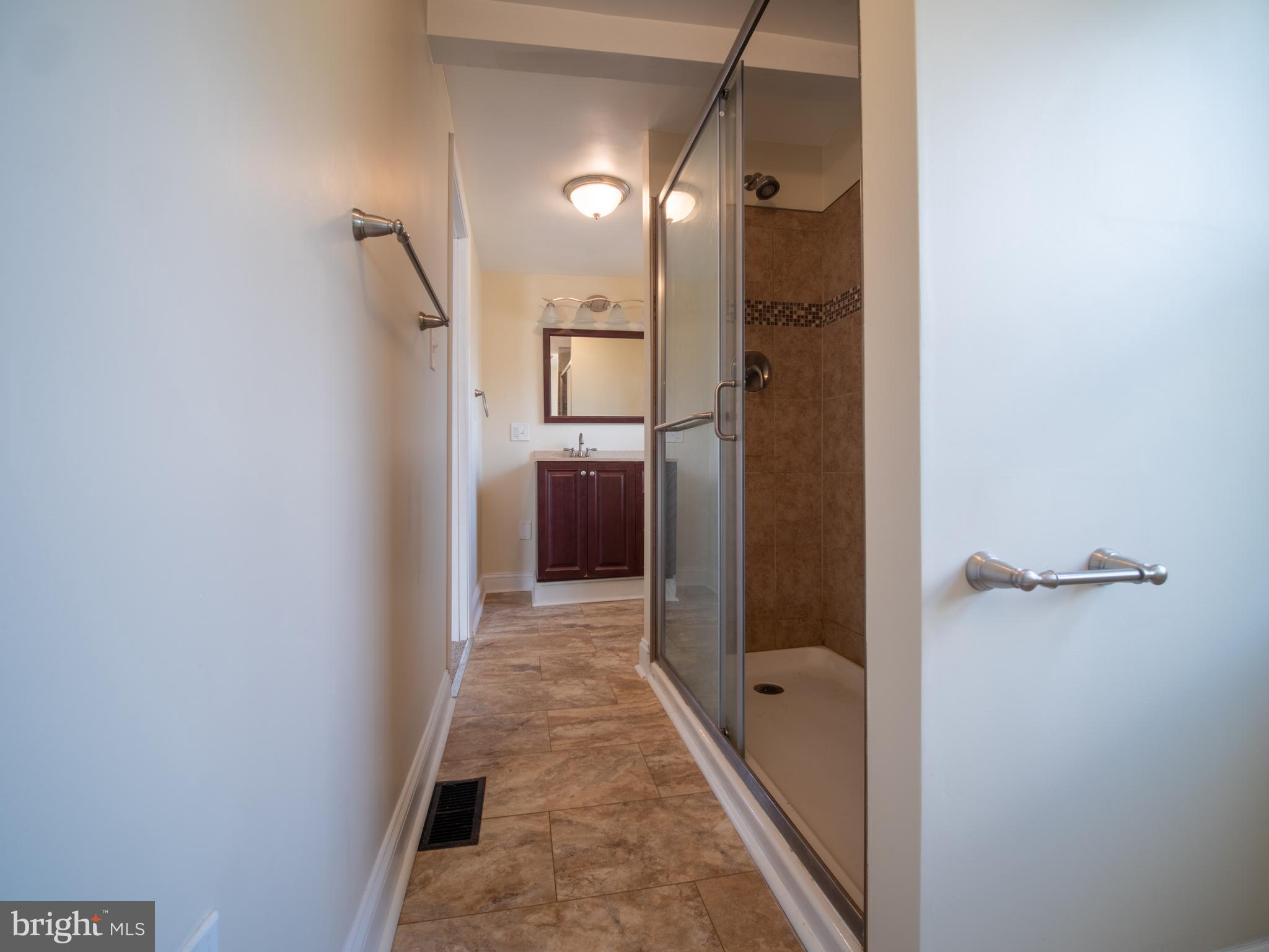 5506 Catalpha Road Baltimore, MD 21214 - Photo 14 of 20
