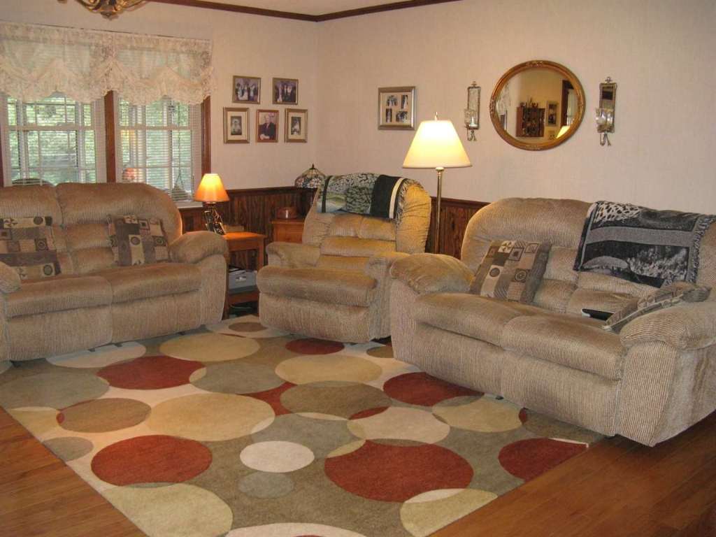 1039 Dickerson Road Anderson, SC 29626 - Photo 3 of 31