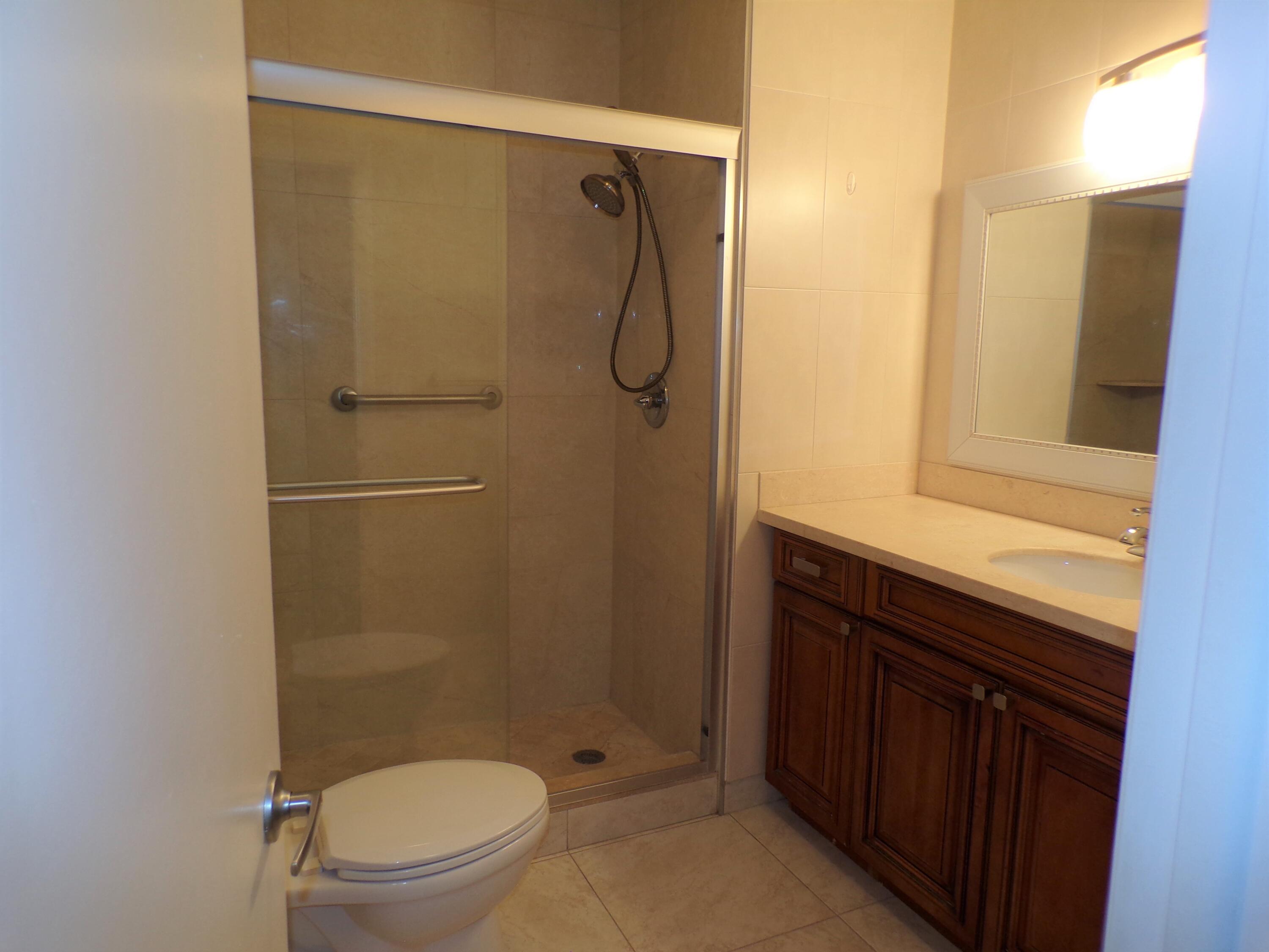 20952 Covington Drive Boca Raton, FL 33433 - Photo 27 of 36 137_1991