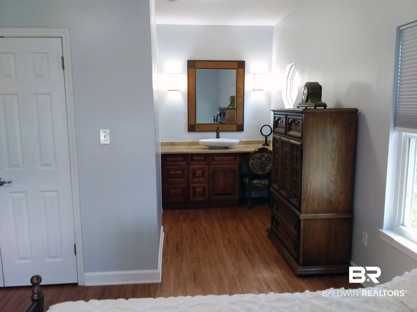 8491 Bay Harbor Road Elberta, AL 36530 - Photo 24 of 50 Master to bathroom