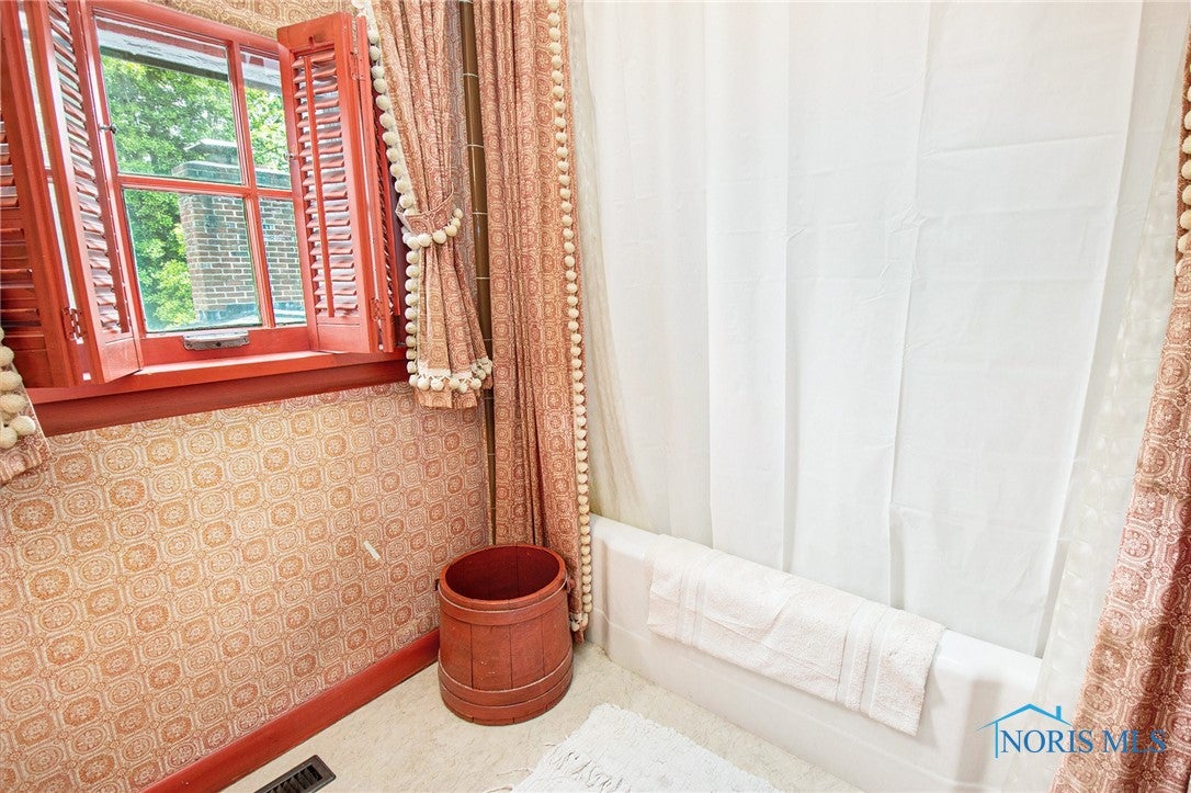1253 Madison Road Fostoria, OH 44830 - Photo 21 of 21 Gallery Image 21