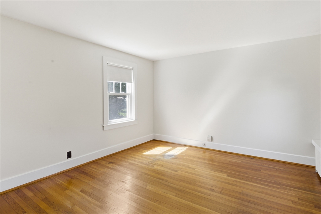 9 Brae Road Fairhaven, MA 02719 - Photo 17 of 35 Gallery Image 17