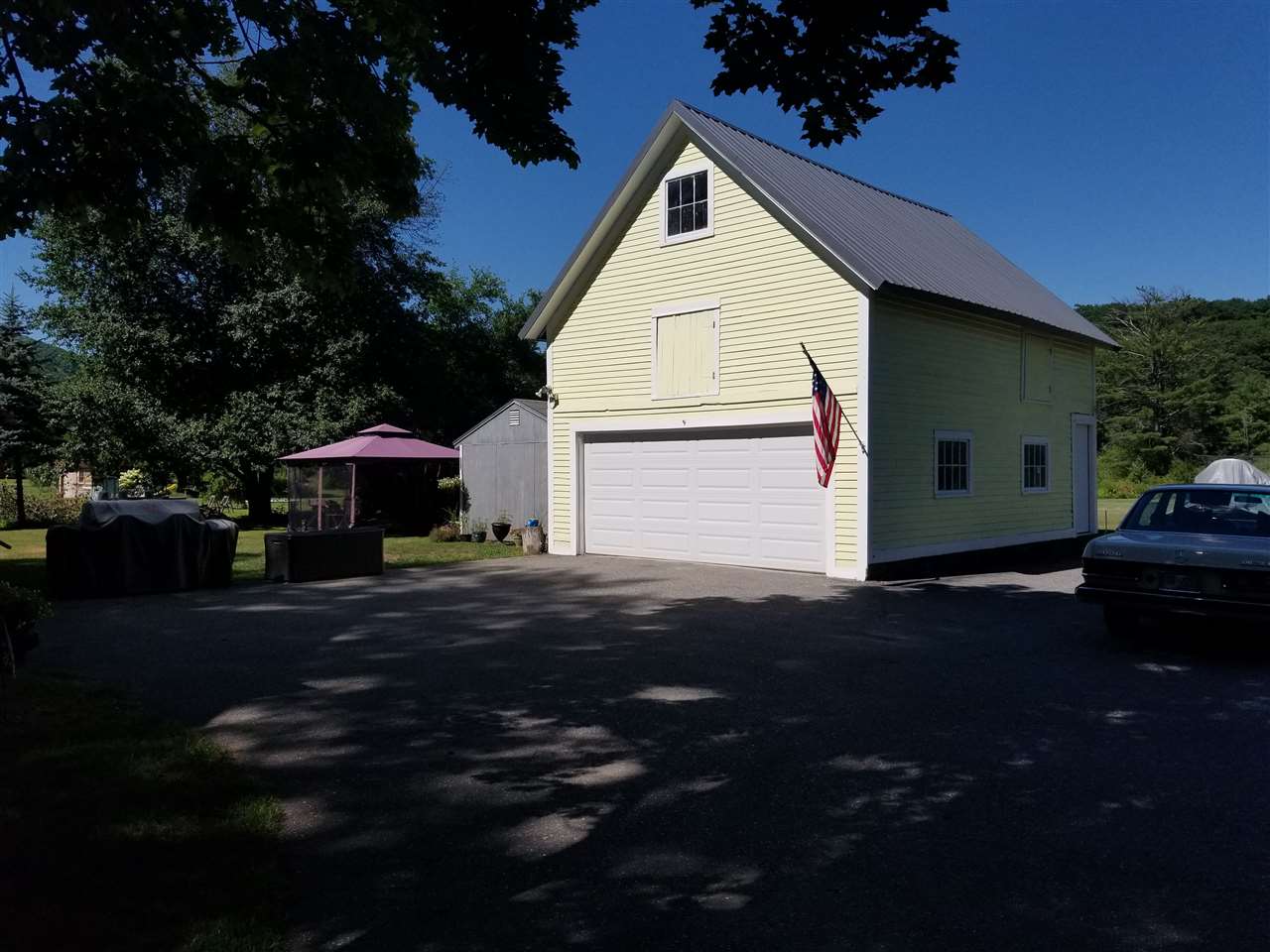 208 Upper Walpole Road Walpole, NH 03608 - Photo 3 of 28