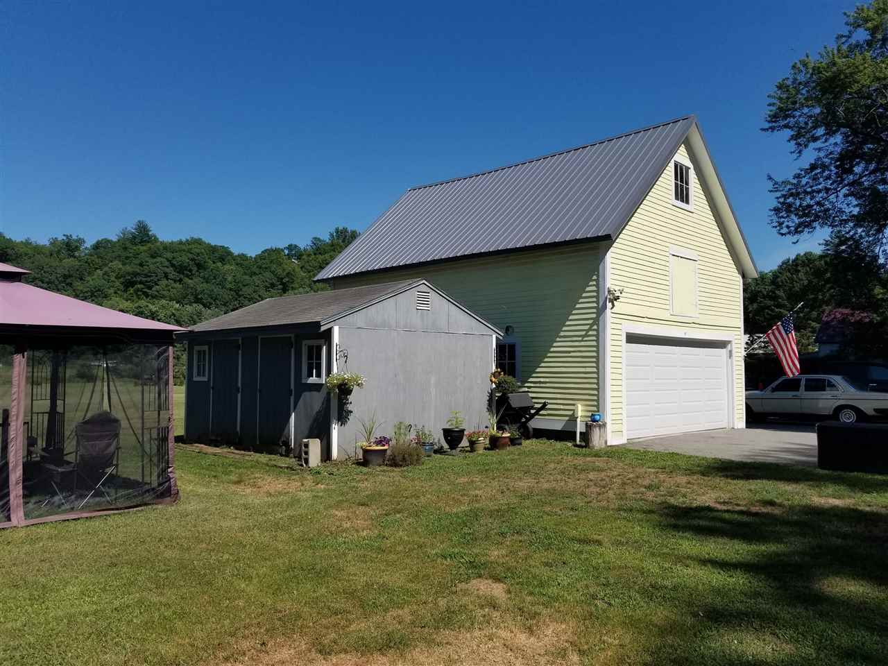 208 Upper Walpole Road Walpole, NH 03608 - Photo 9 of 28