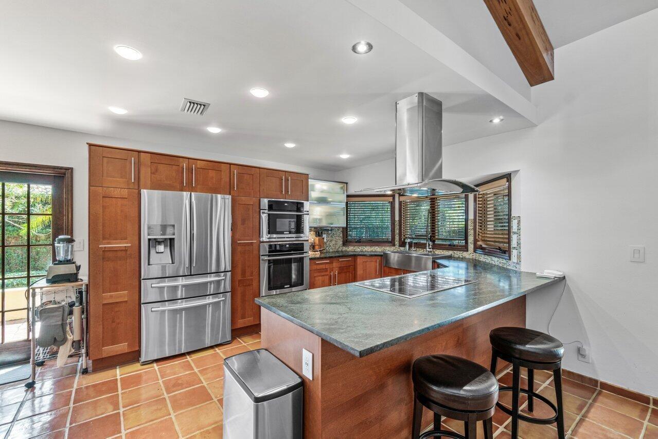 2598 Northwest 27th Street Boca Raton, FL 33434 - Photo 11 of 36 011-2598Northwest27thStreet-BocaRaton-FL