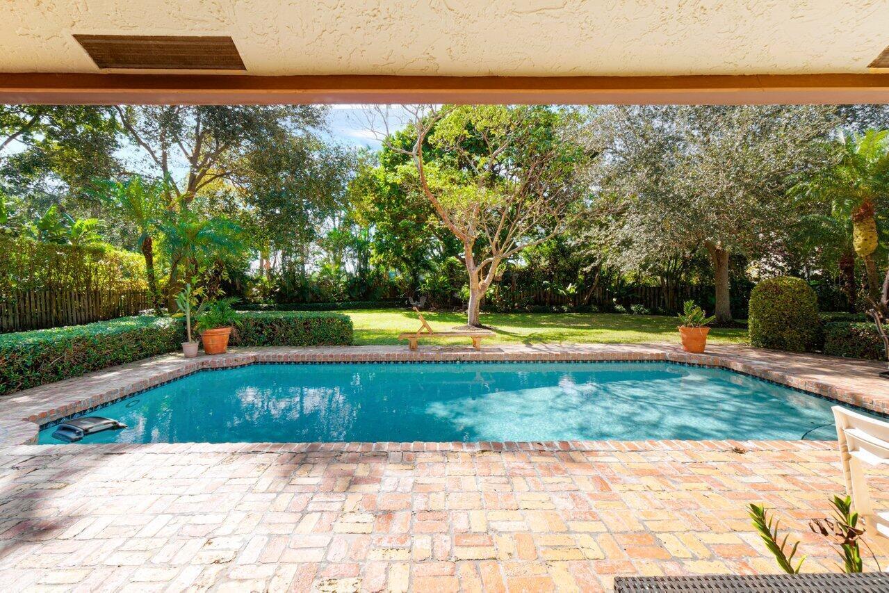 2598 Northwest 27th Street Boca Raton, FL 33434 - Photo 31 of 36 031-2598Northwest27thStreet-BocaRaton-FL