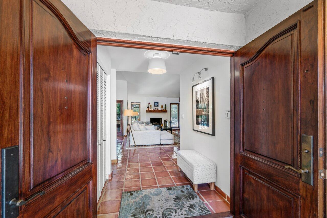 2598 Northwest 27th Street Boca Raton, FL 33434 - Photo 4 of 36 005-2598Northwest27thStreet-BocaRaton-FL