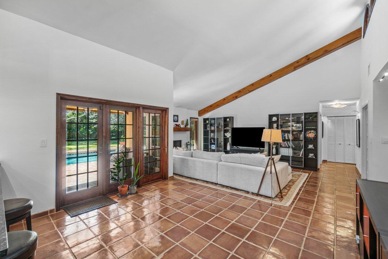 2598 Northwest 27th Street Boca Raton, FL 33434 - Photo 10 of 36 010-2598Northwest27thStreet-BocaRaton-FL