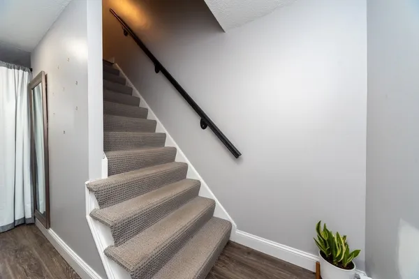 a view of entryway
