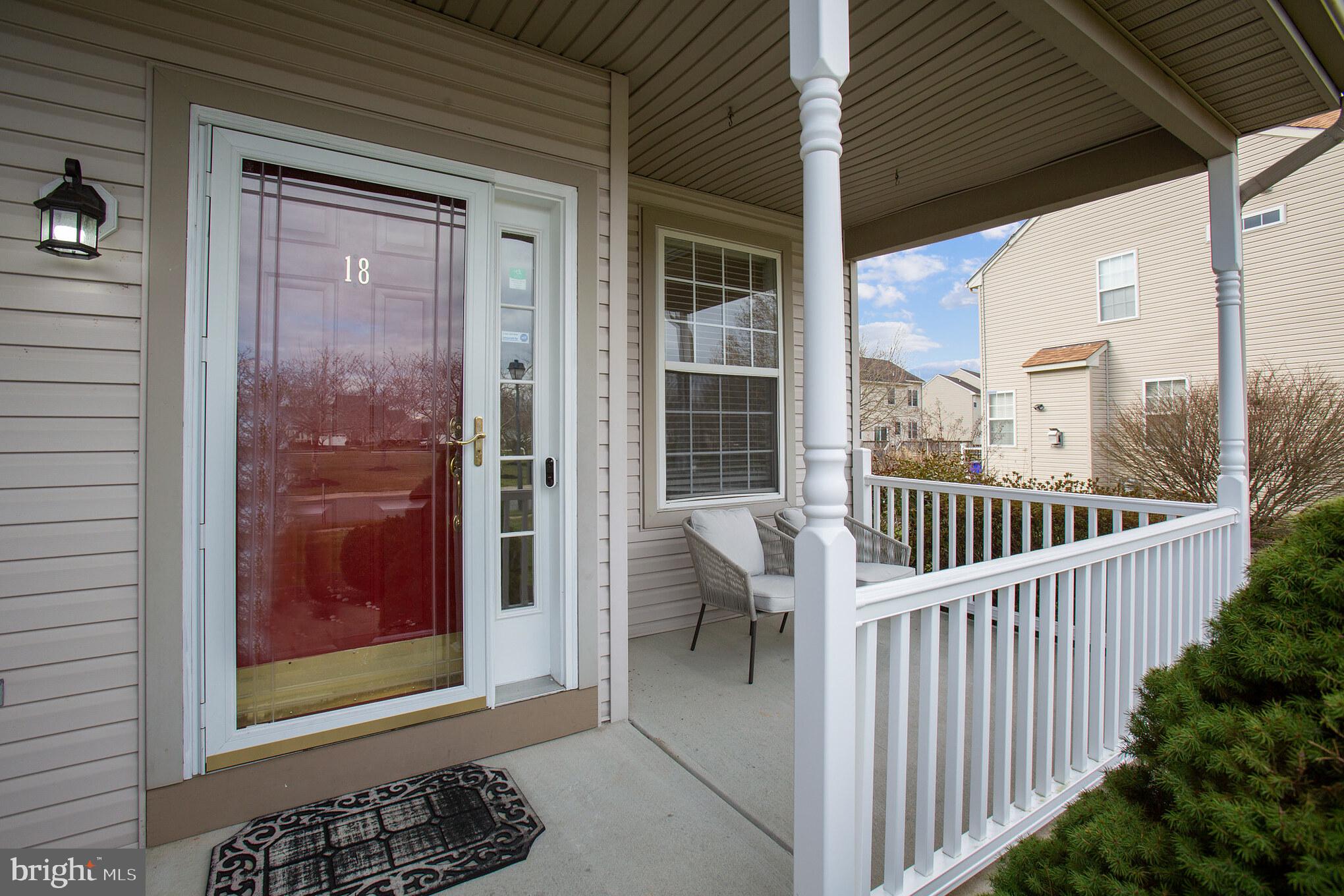 18 Primrose Drive Bear, DE 19701 - Photo 3 of 41