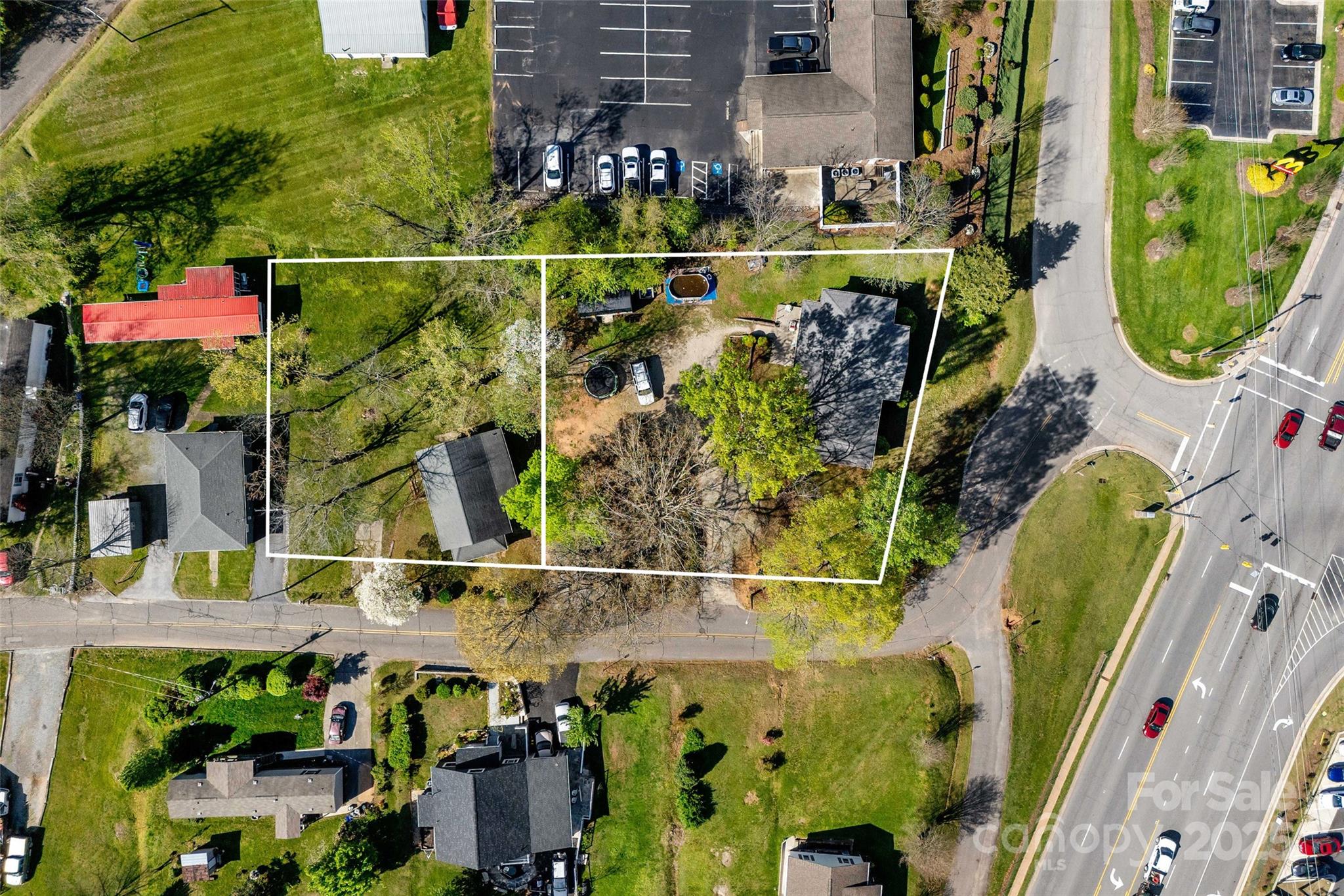 36 Catawba Street Marion, NC 28752 - Photo 1 of 30