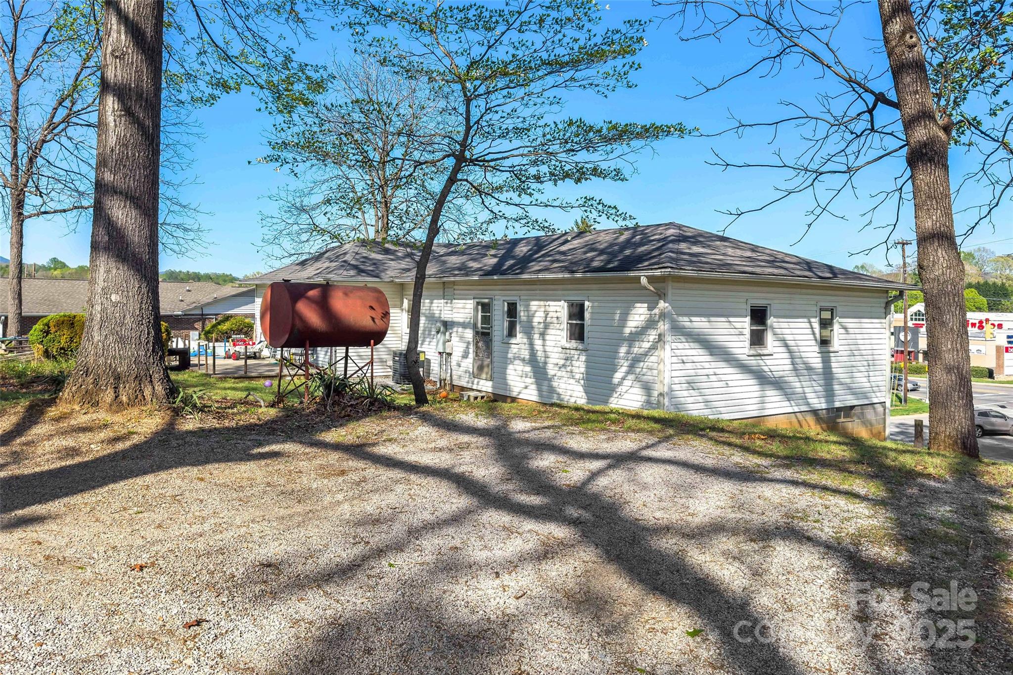 36 Catawba Street Marion, NC 28752 - Photo 9 of 30