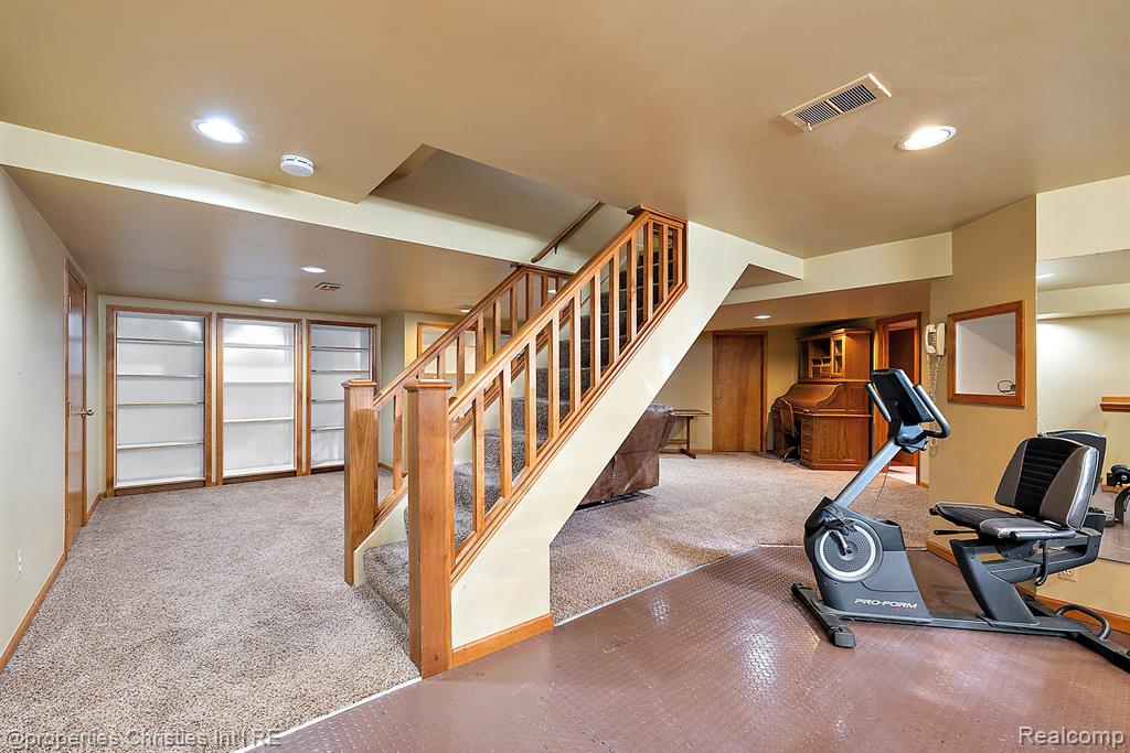 817 Stag Ridge Road Rochester Hills, MI 48309 - Photo 66 of 80