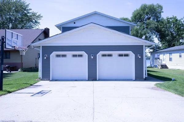 $1,195,013 | 23455 Sunset Beach Trail, Pelican Rapids, MN 56572