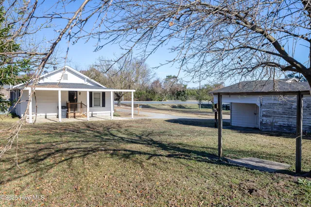 $165,000 | 100 North Boulevard, Clinton, NC 28328