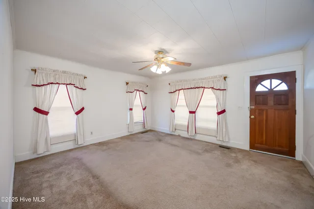 $165,000 | 100 North Boulevard, Clinton, NC 28328