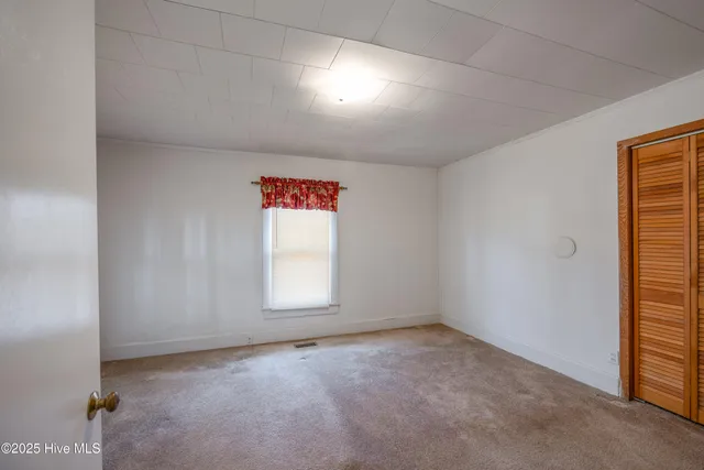 $165,000 | 100 North Boulevard, Clinton, NC 28328