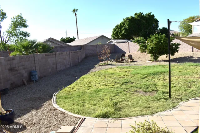 $2,350 | 21838 North 34th Avenue, Phoenix, AZ 85027