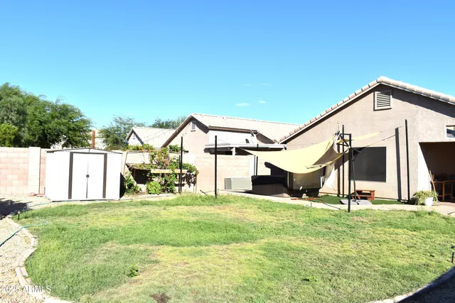 $2,350 | 21838 North 34th Avenue, Phoenix, AZ 85027