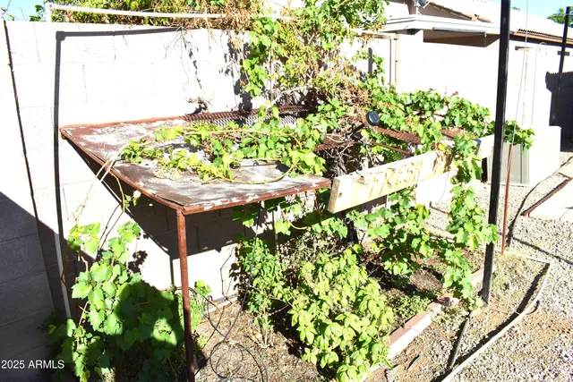 $2,350 | 21838 North 34th Avenue, Phoenix, AZ 85027