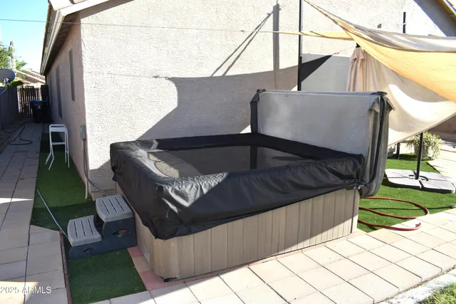 $2,350 | 21838 North 34th Avenue, Phoenix, AZ 85027