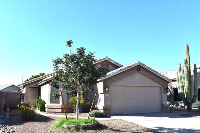 $2,350 | 21838 North 34th Avenue, Phoenix, AZ 85027