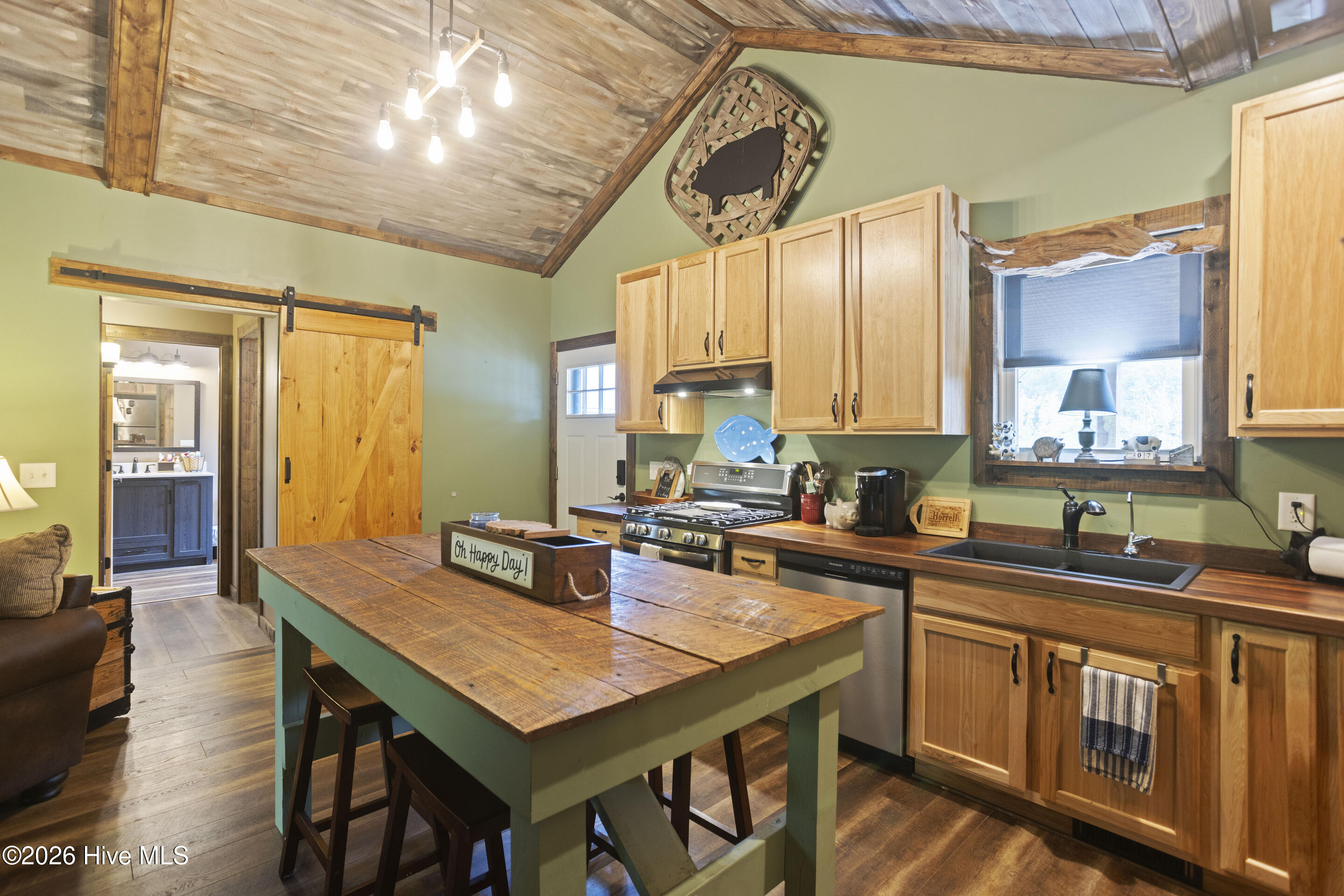 229 Estate Road Atkinson, NC 28421 - Photo 59 of 79 Kitchen