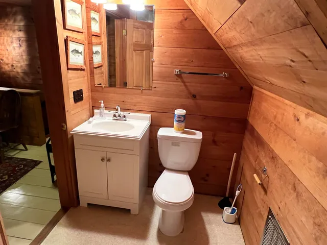 $2,500 | 35 Butternut Lane, Sugar Hill, NH 03586