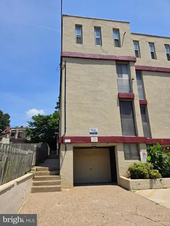 $3,200 | 4037 Baltimore Avenue, Philadelphia, PA 19104